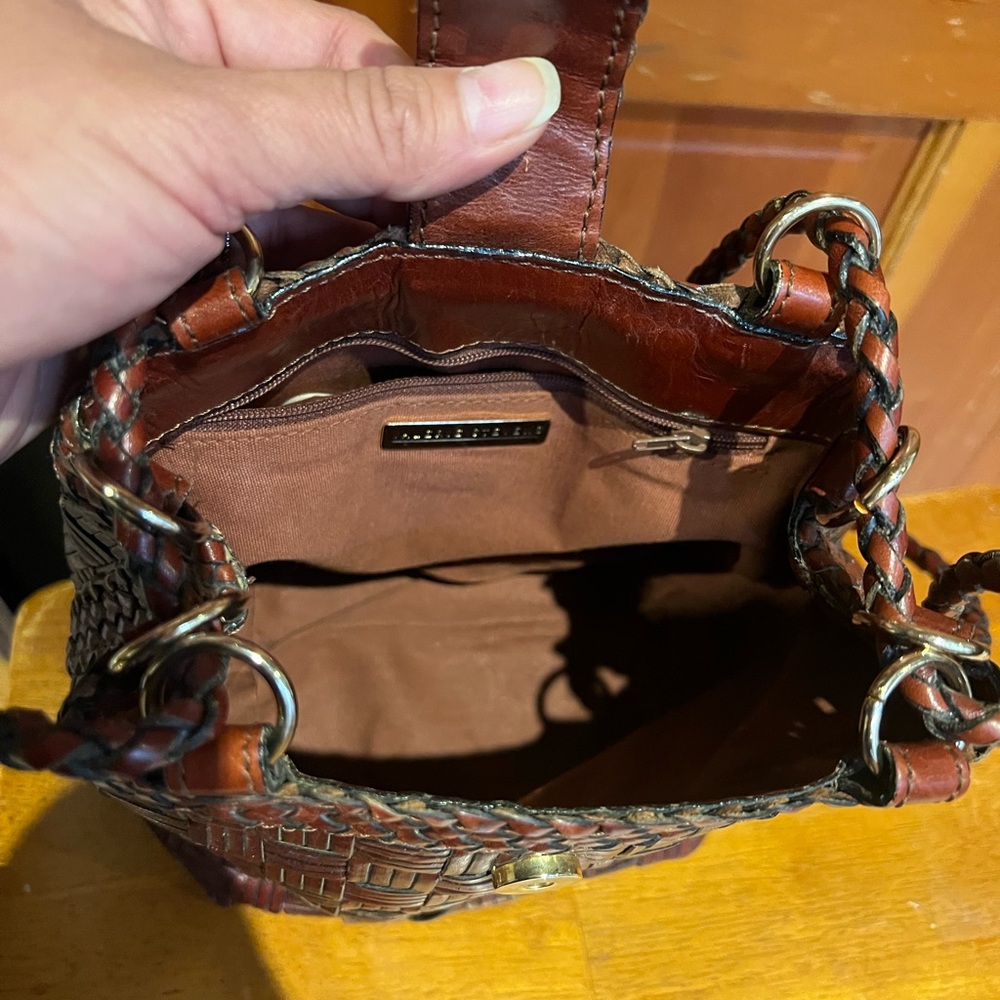 Valerie Stevens Rich Brown leather Woven Shoulder Bag - Picture 9 of 16